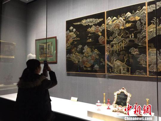 展览中的中国元素 李茜 摄 展览中的中国元素 李茜 摄